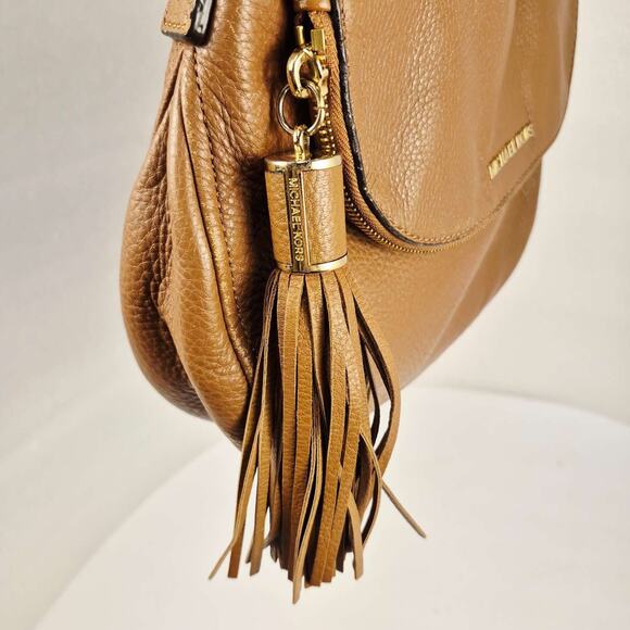 Michael Kors Bedford Handbag Purse Tassel Crossbody Tan Pebble Leather Gold - Picture 10 of 16